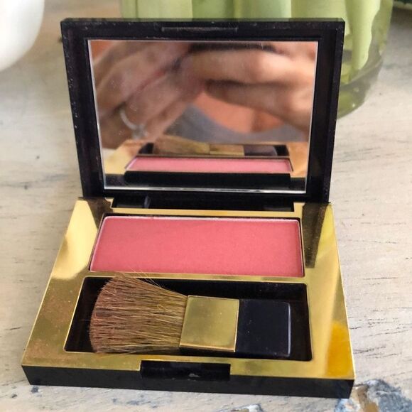 Estee Lauder, pink kiss 220 blush travel size - Picture 1 of 4